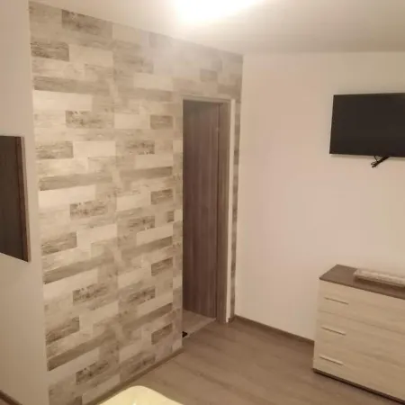 Vila Dan منزل للإقامة إيفوري نورد